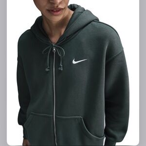 Nike Women's Sportswear Phoenix Fleece Oversized Full-Zip Hoodie